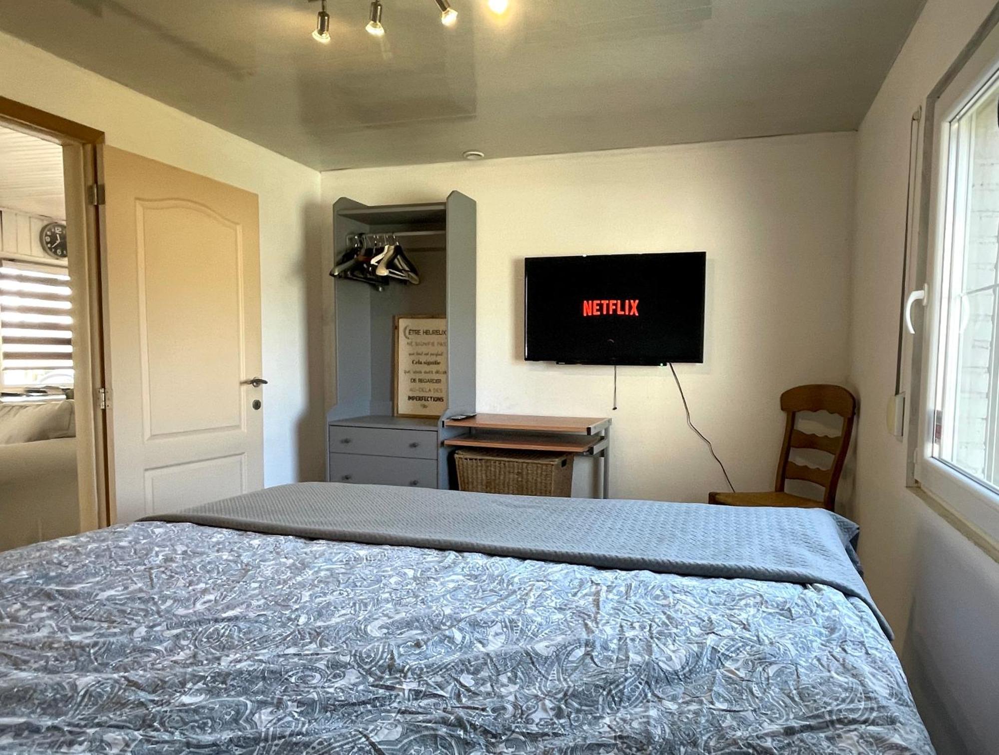 Pres De L'ourthe, Sur Ravel, Clim, Pellet, Netflix * Hotton